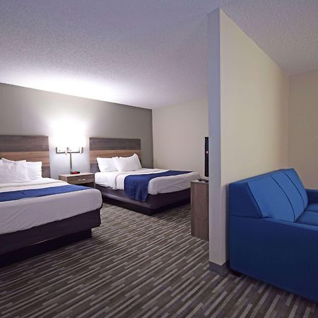 Days Inn & Suites By Wyndham Wisconsin Dells Exterior foto