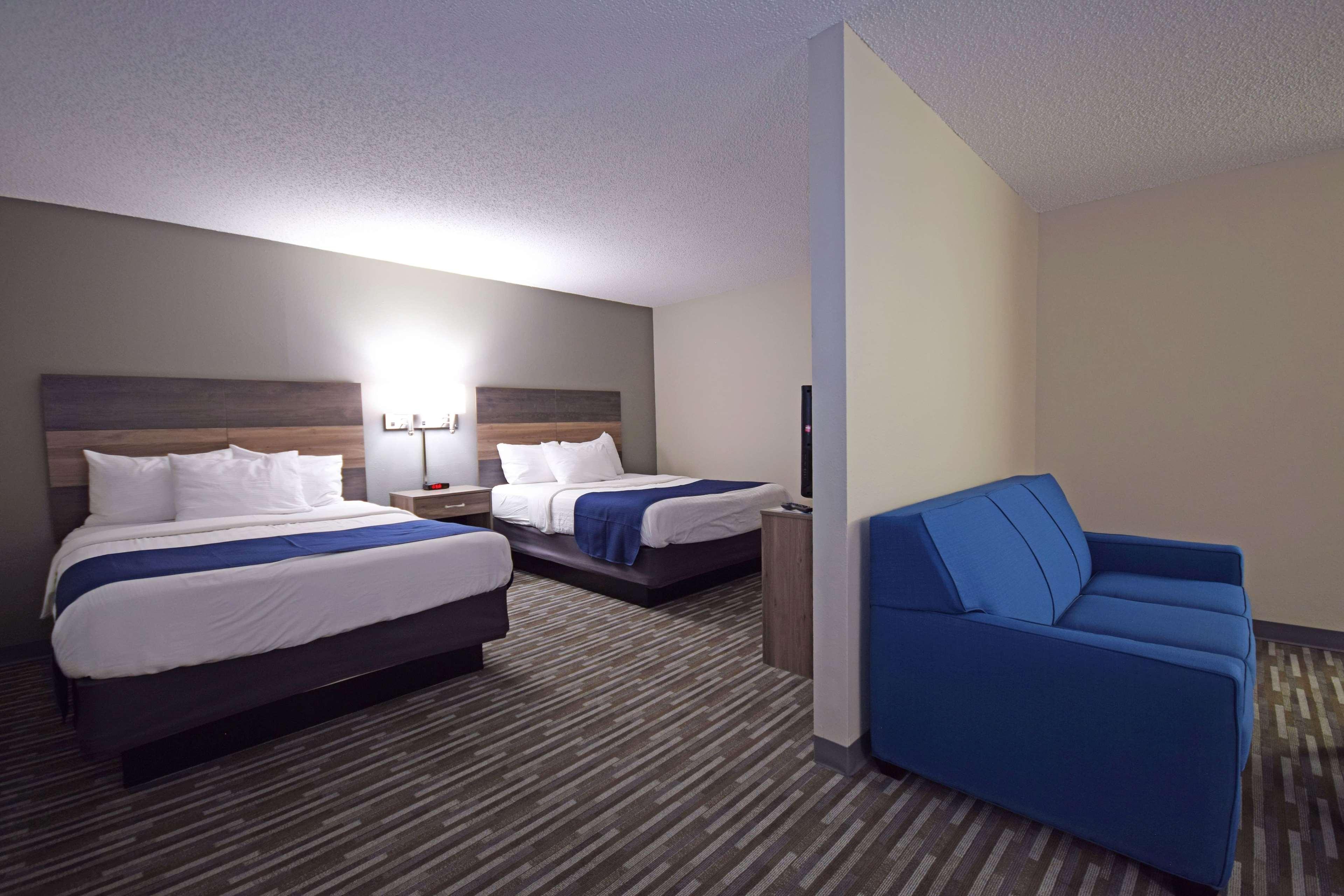 Days Inn & Suites By Wyndham Wisconsin Dells Exterior foto
