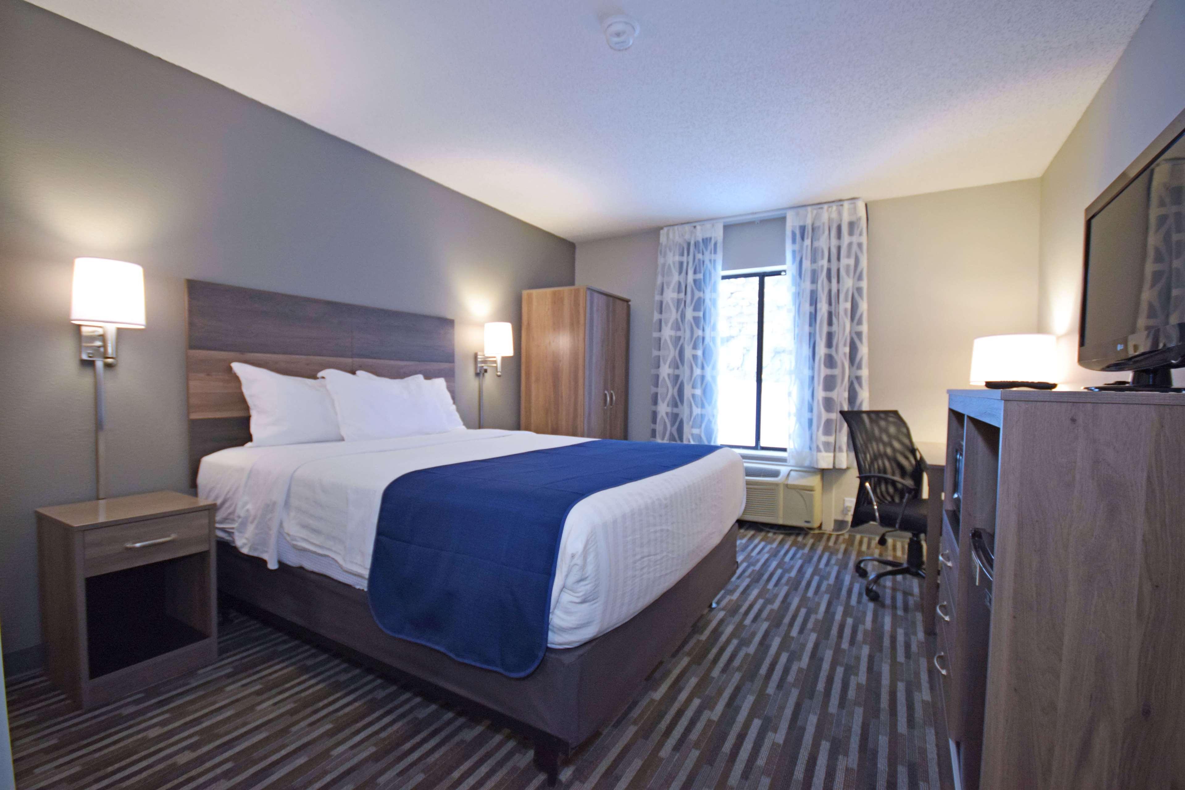 Days Inn & Suites By Wyndham Wisconsin Dells Exterior foto