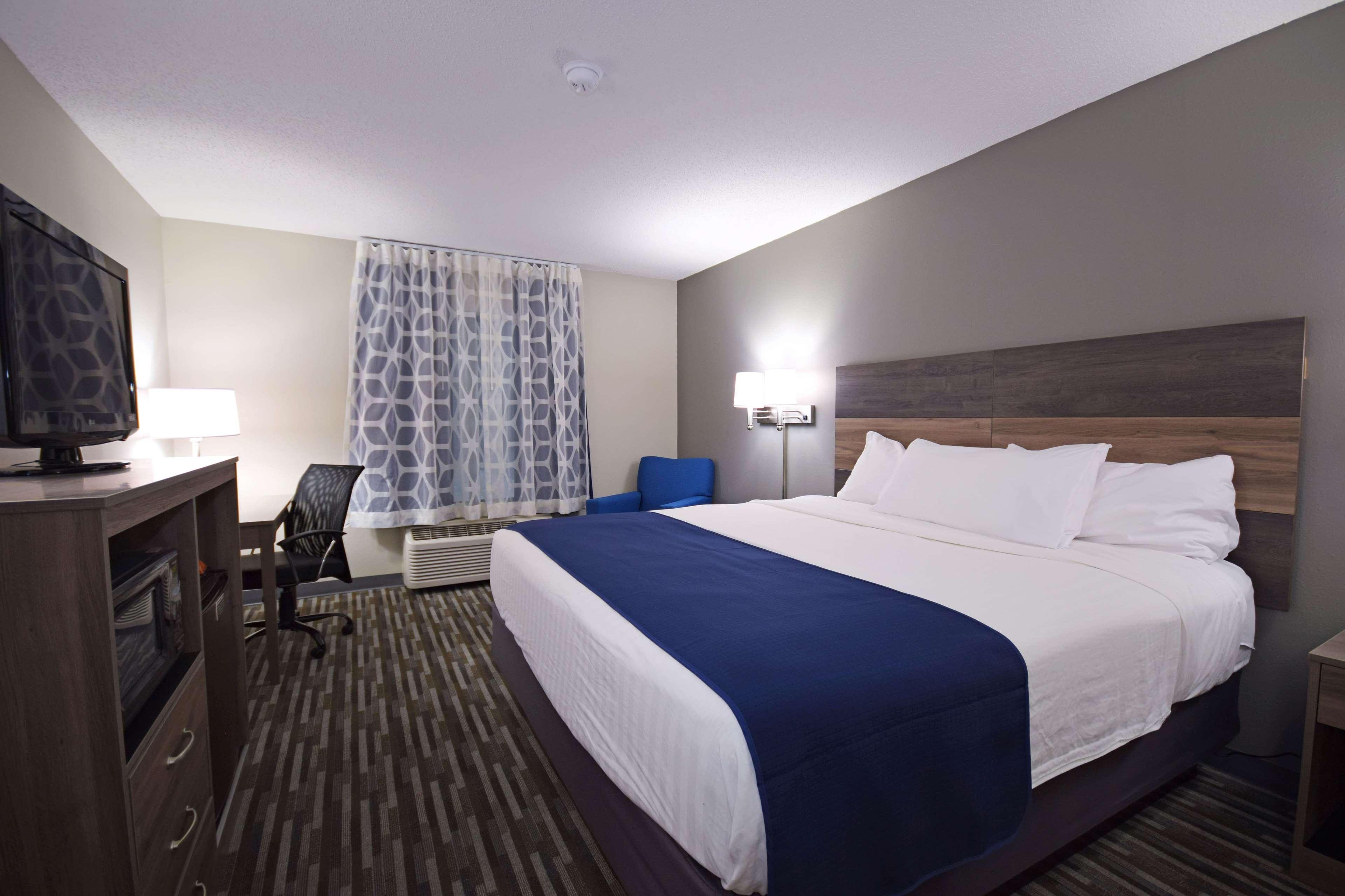 Days Inn & Suites By Wyndham Wisconsin Dells Exterior foto