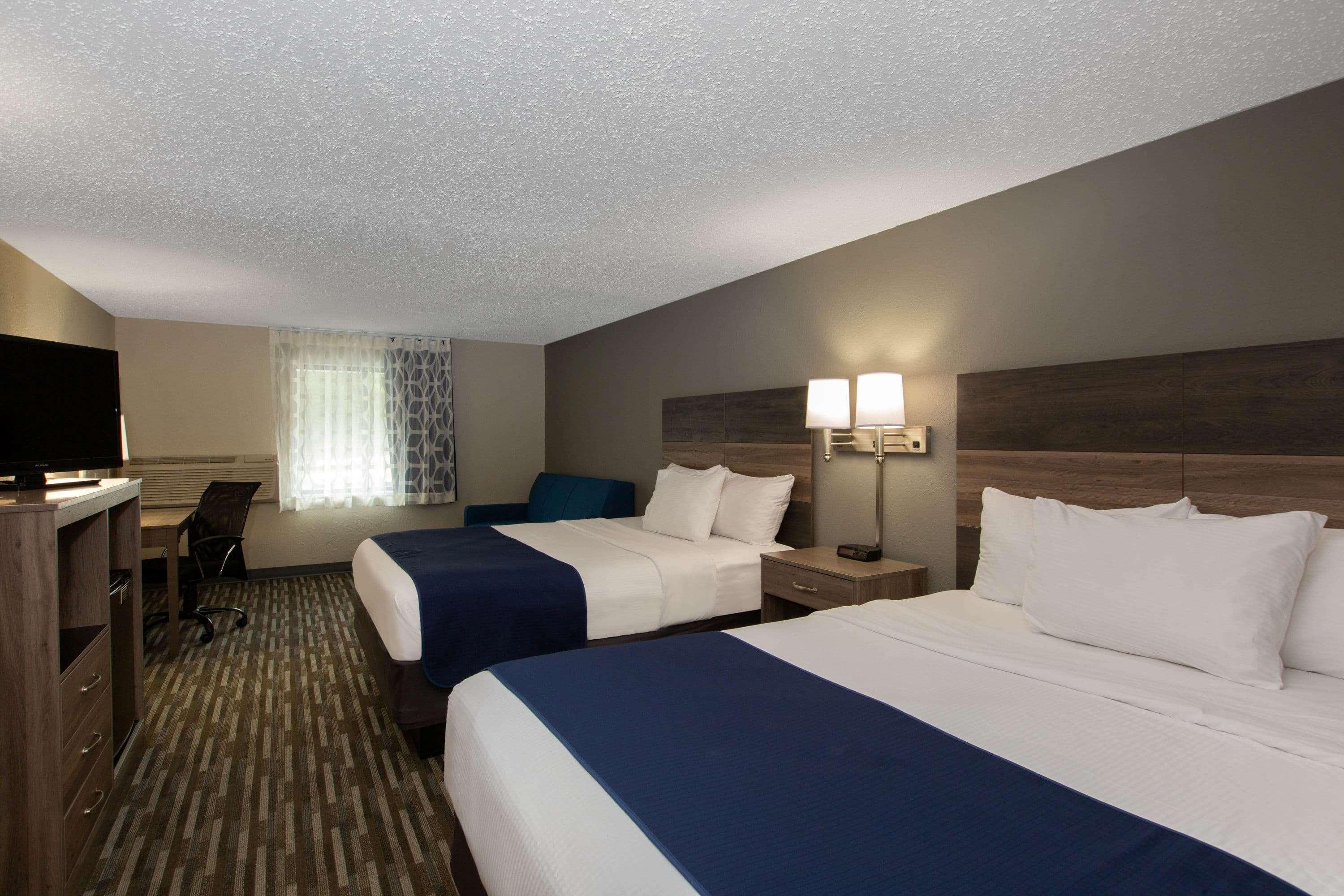 Days Inn & Suites By Wyndham Wisconsin Dells Exterior foto