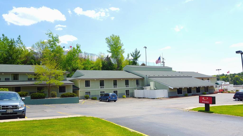 Days Inn & Suites By Wyndham Wisconsin Dells Exterior foto