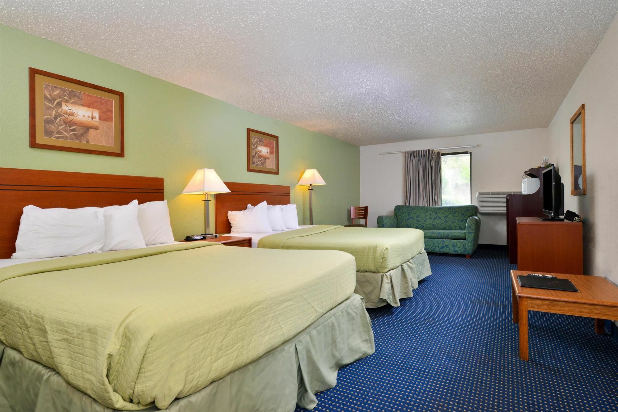 Days Inn & Suites By Wyndham Wisconsin Dells Exterior foto